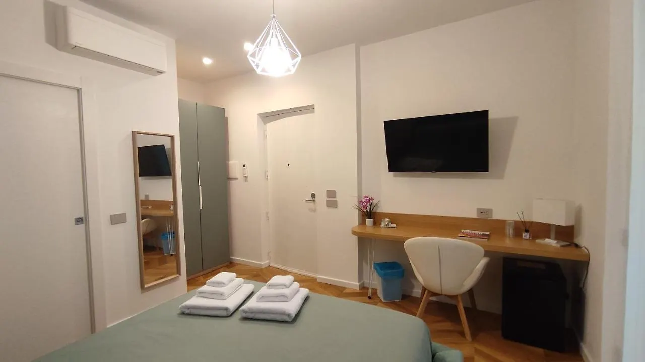 Toledo Lab Hotel Naples 0*,